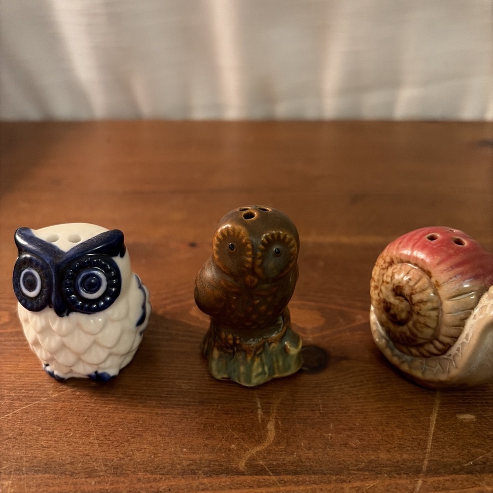 Lot of 6 Single Mismatched Salt/Pepper Shakers - Picture 3 of 7